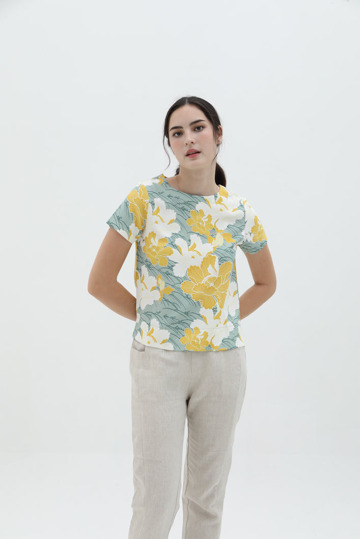 Kimono Chrysanthemum Women Blouse