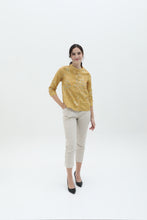 Chi Mandrain Oriental  Blouse