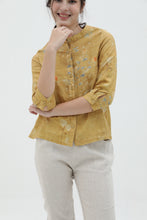 Chi Mandrain Oriental  Blouse