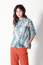 Cora Butterfly Trio Buttons Blouse