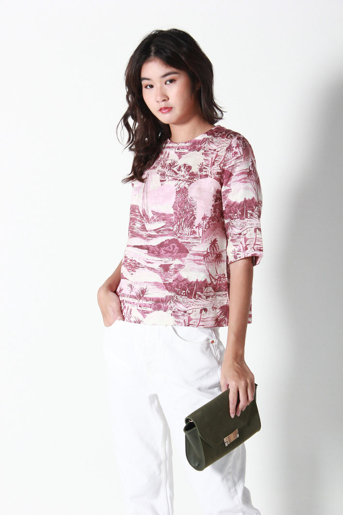 Everly Scenic Blouse