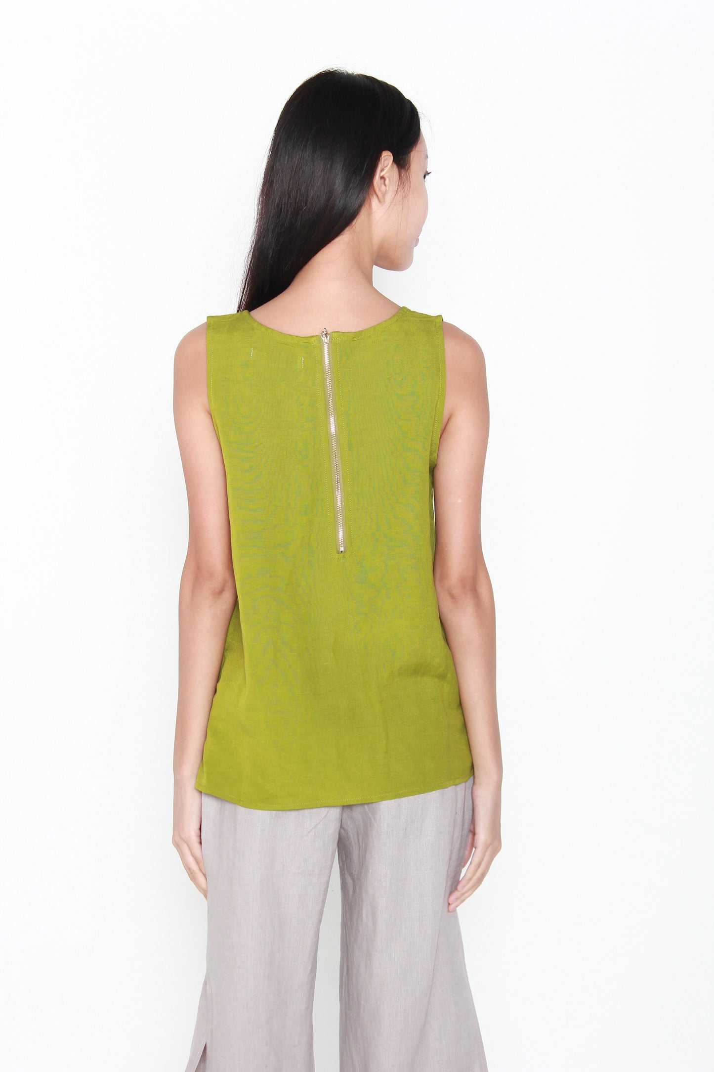 Layla Sleeveless Blooms Blouse